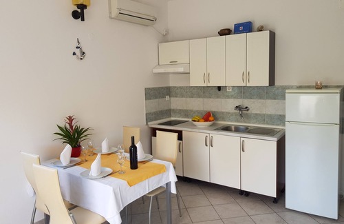 Necujam Hotel | Baumgartner- Paradise Punta
