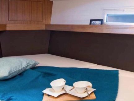 Mangalia Boat Rental | Bavaria 46 Cruiser