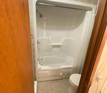 Algoma District Hotel | Bavarian Inn