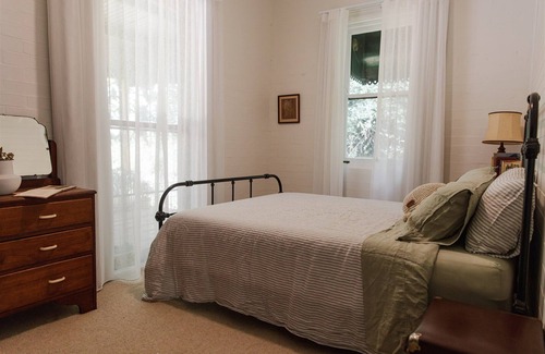 Mapleton Cabin | Baxter Lodge - Country Hinterland Escape