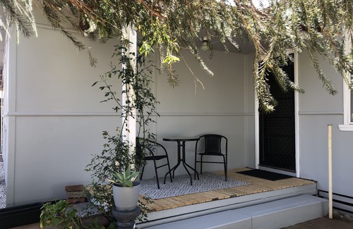 Clare House | Baxter's Vintage Chic BnB
