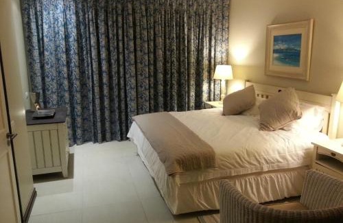 Mahe Island Apartment | Bay 4 Eden Island