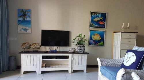 Mahe Island Apartment | Bay 4 Eden Island