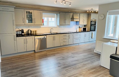 Spiddal House | Bay Area House is a perfect base to tour Connemara