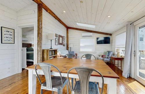 Boothbay Harbor House | Bay Cabin
