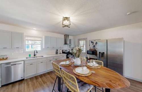 Bay City House | Bay City Bungalow