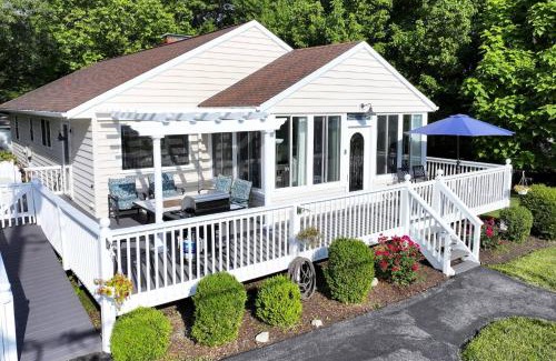 Arundel on the Bay House | Bay Cottage