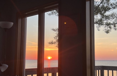 Waretown House | Bay Front Oasis, Magnificent Views, Kayaking/Fishing/Clamming, Swans/Birds