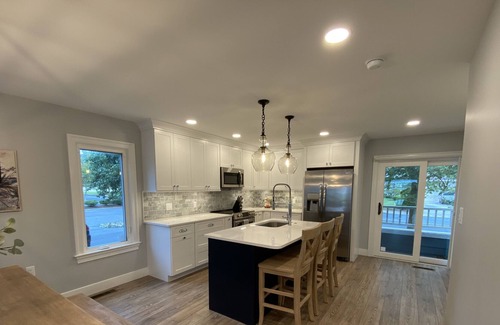 Heron Harbour Isle House | Bay Front Retreat, Sleeps 10, Boat Slip, Close to Everything - 3 BR/2.5 BATH