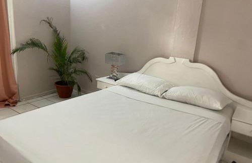Rodney Bay Hotel | Bay Heights Escape Aparthotel