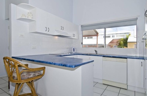 Eli Waters Apartment | Bay Hideaway Resort