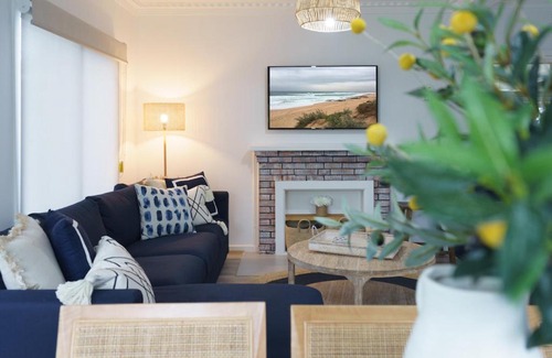 Tootgarook House | Bay Lyf