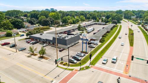 Green Bay Hotel | Bay Motel