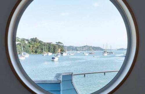 Opua Apartment | Bay of Islands Boathouse Apartment-The Bridge
