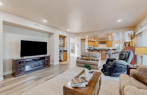 Morena House | Bay Park Villa