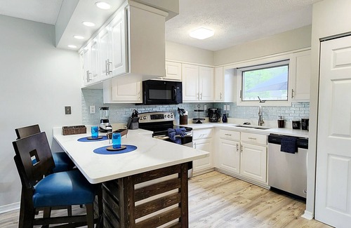 Upper Grand Lagoon Villa | Bay Point Gated Getaway Golf On-Site Close to Beautiful Beaches