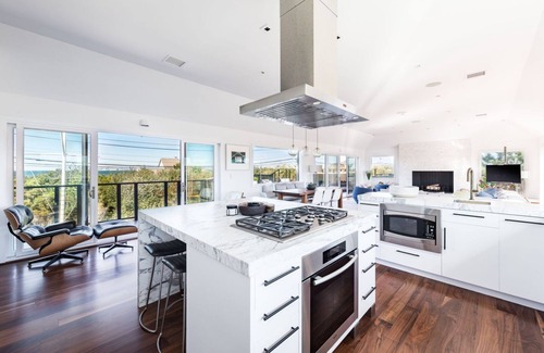 Napeague House | Bay Sunset Tranquility