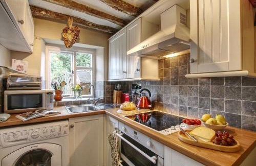 Shipton under Wychwood House | Bay Tree Cottage