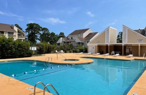 Little River Apartment | Bay Tree cozy 2BR condo on the ground floor