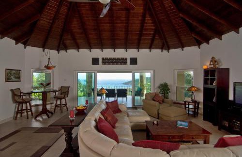 Spring Estate Villa | Bay Tree Villa