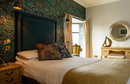 Kilkee Hotel | Bay View Hotel