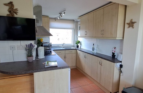 Sandown Ski Chalet | Bay View, Isle of Wight