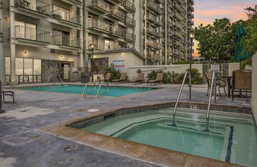 National City Apartment | Bay View Tower