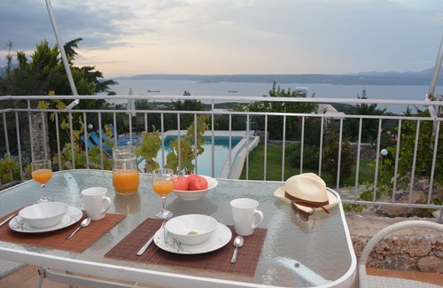 Kokkinon Khorion Villa | Bay View Villa I in Crete with private swimming pool and modern convenient