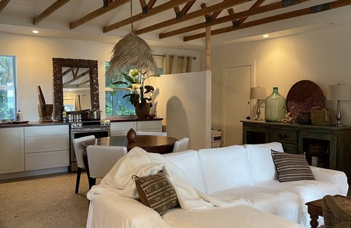 Indian Waterways Villa | Bay view villa in Islamorada, palm trees, shade trees and two private porches