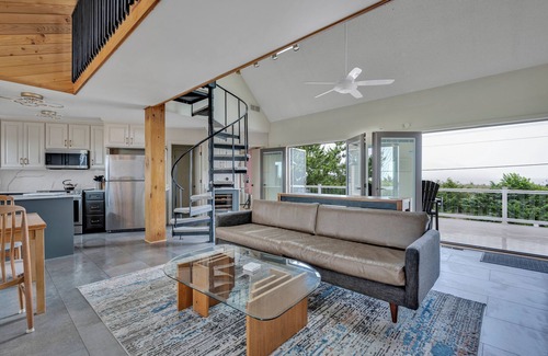 Broadkill Beach House | Bay Views in Broadkill Beach