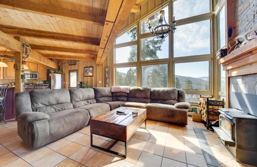 Bayfield House | Bayfield Cabin with Hot Tub and Striking Mountain View