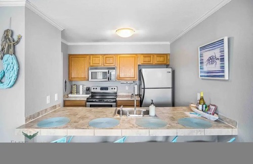 Rocky Point Condo | Bayfront 2BR/2BA Condo at Sailport – Minutes from Beaches & Downtown Attractions