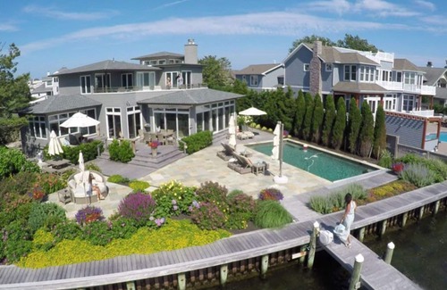 Loveladies House | Bayfront, 6-room family-friendly pool on the slopes, private complex paradise