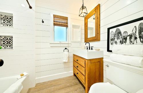 Balboa Peninsula House | Bayfront Beauty II