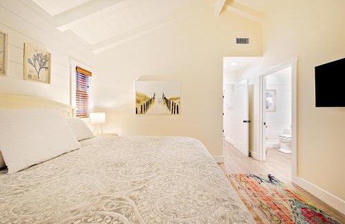 Balboa Peninsula House | Bayfront Beauty II