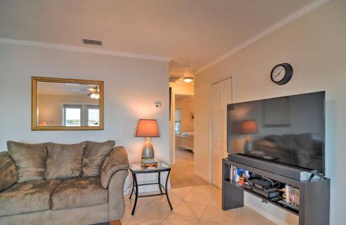 Coquina Key Apartment | Bayfront Condo 3 Mi to Downtown St Petersburg