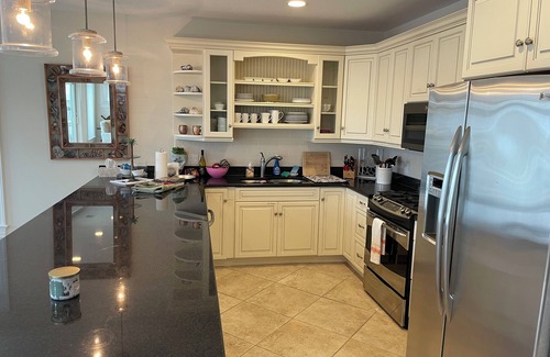 Avalon Condo | Bayfront Condo in Avalon, NJ! Pet friendly & Breathtaking Sunsets!
