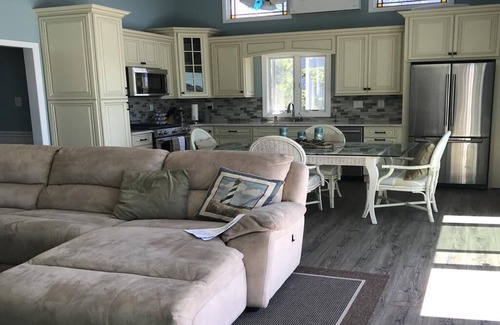 Ship Bottom House | Bayfront Condo. Ship Bottom. Beach Badges. WIFI. Washer & Dryer. Enjoy the.