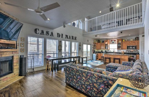 Sportsman Road House | Bayfront Fishing Pier Galveston Island Home!