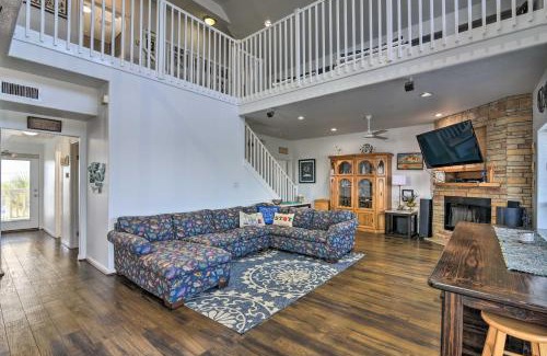 Sportsman Road House | Bayfront Fishing Pier Galveston Island Home!