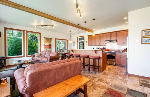 Lopez Island House | Bayfront home w/private beach, water/mountain views, gas grill, deck, gas stove