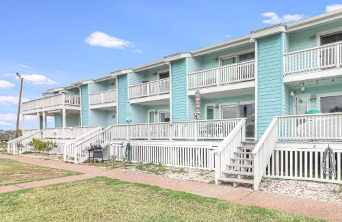 Rockport Apartment | Bayfront Kontiki