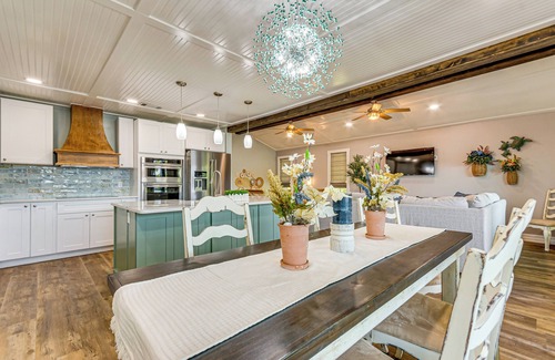 Florida Panhandle House | Bayfront Milton Retreat with Dock & Game Room