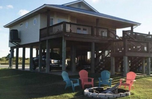 Taft House | Bayfront Oasis house! on Copano Bay in Rockport, Tx