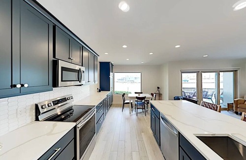 Harbor Oaks Condo | Bayfront Paradise with Private Boat Slip