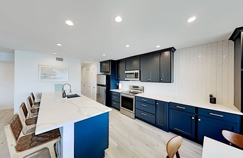Harbor Oaks Condo | Bayfront Paradise with Private Boat Slip