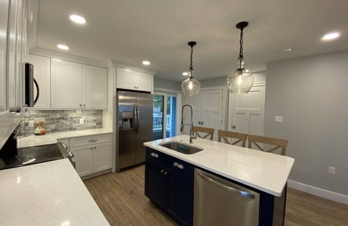 Heron Harbour Isle House | Bayfront, Sleeps 10, Boat Slip, 3 BR/2.5 BATH, Main Pool Open After Labor Day