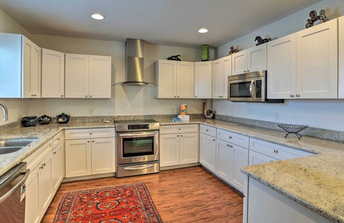 Belle Vista House | Bayfront St Pete Beach Home w/Outdoor Pool!