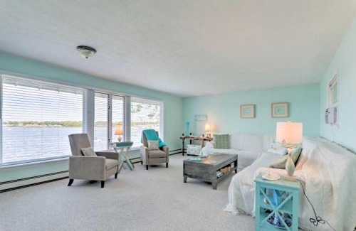 Wareham House | Bayfront Wareham Retreat with Private Beach!