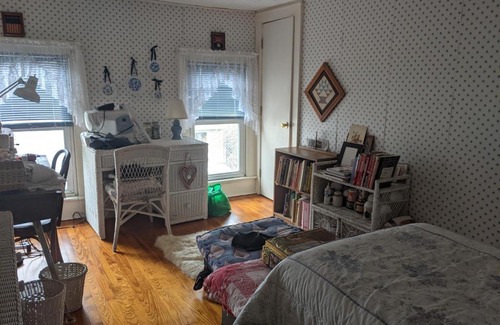 Tully Bed & Breakfast | Baylies Home